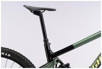 RIOT AM (Unisex 46.5cm - green emeral trail/black - glossy)
